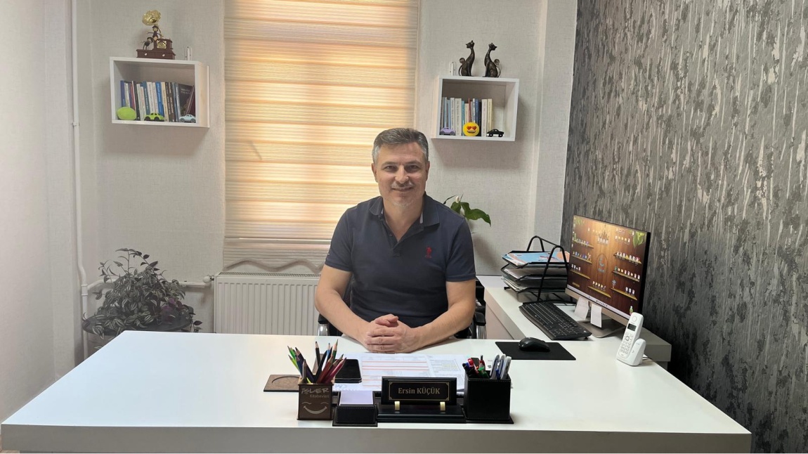 Ersin KÜÇÜK - Rehberlik ve Psikolojik Danışma Hizmetleri Bölüm Başkanı